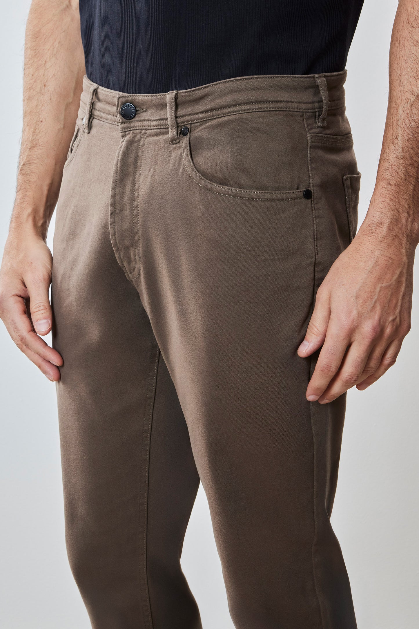 Pantalon linéaire à 5 poches