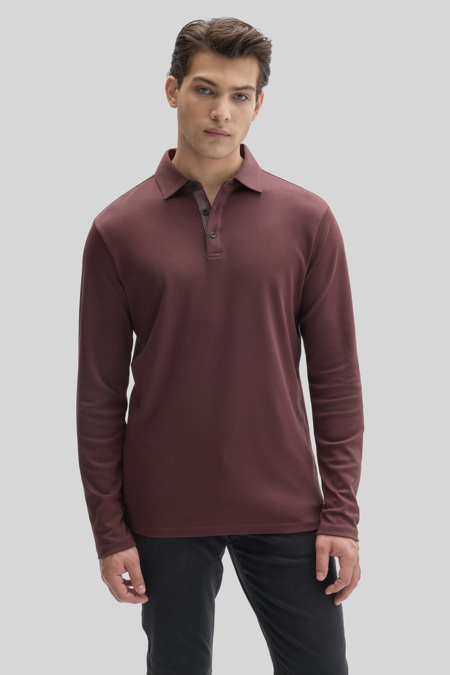Le polo à chevrons à manches longues Barakett