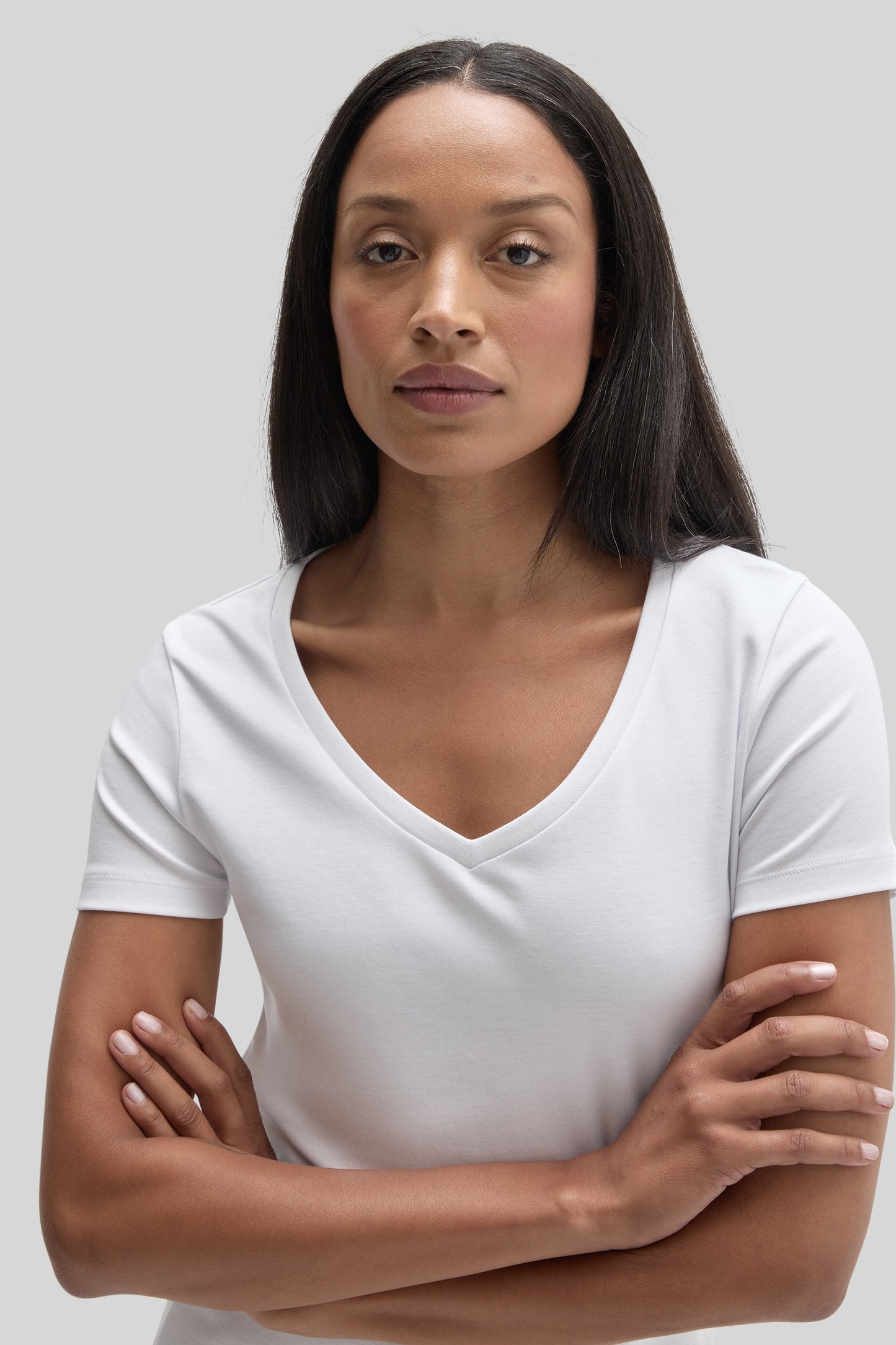 The Barakett Women's V Tee