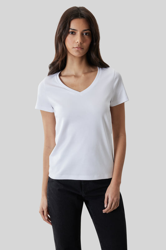 The Barakett Women's V Tee