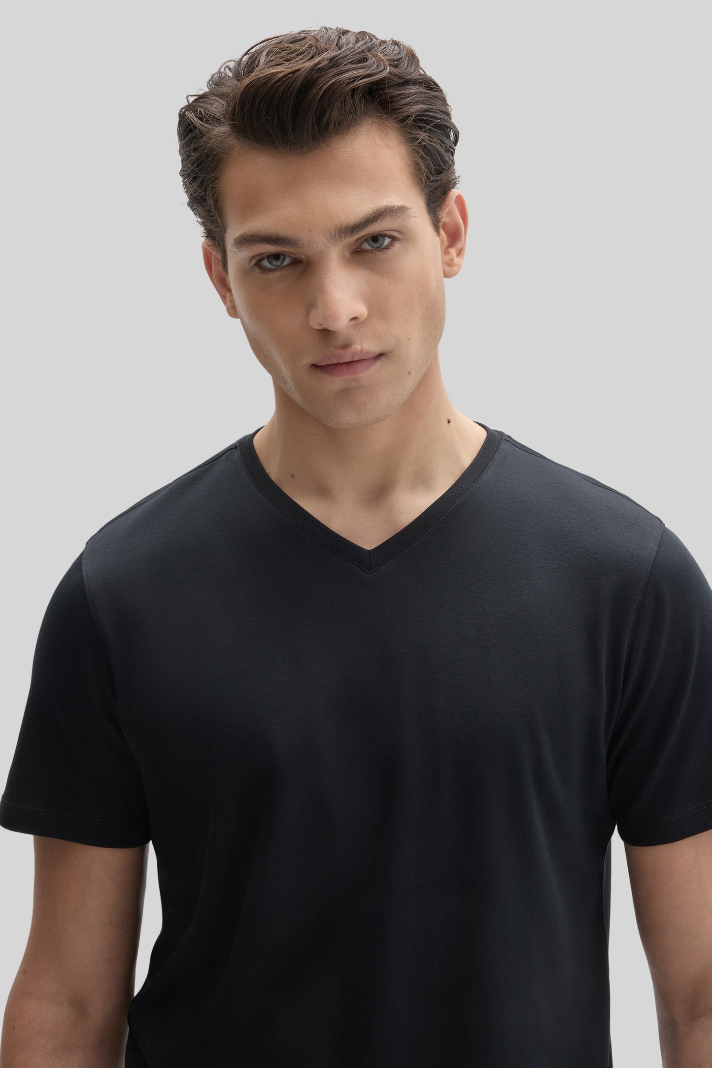 Le T-Shirt Barakett Col V